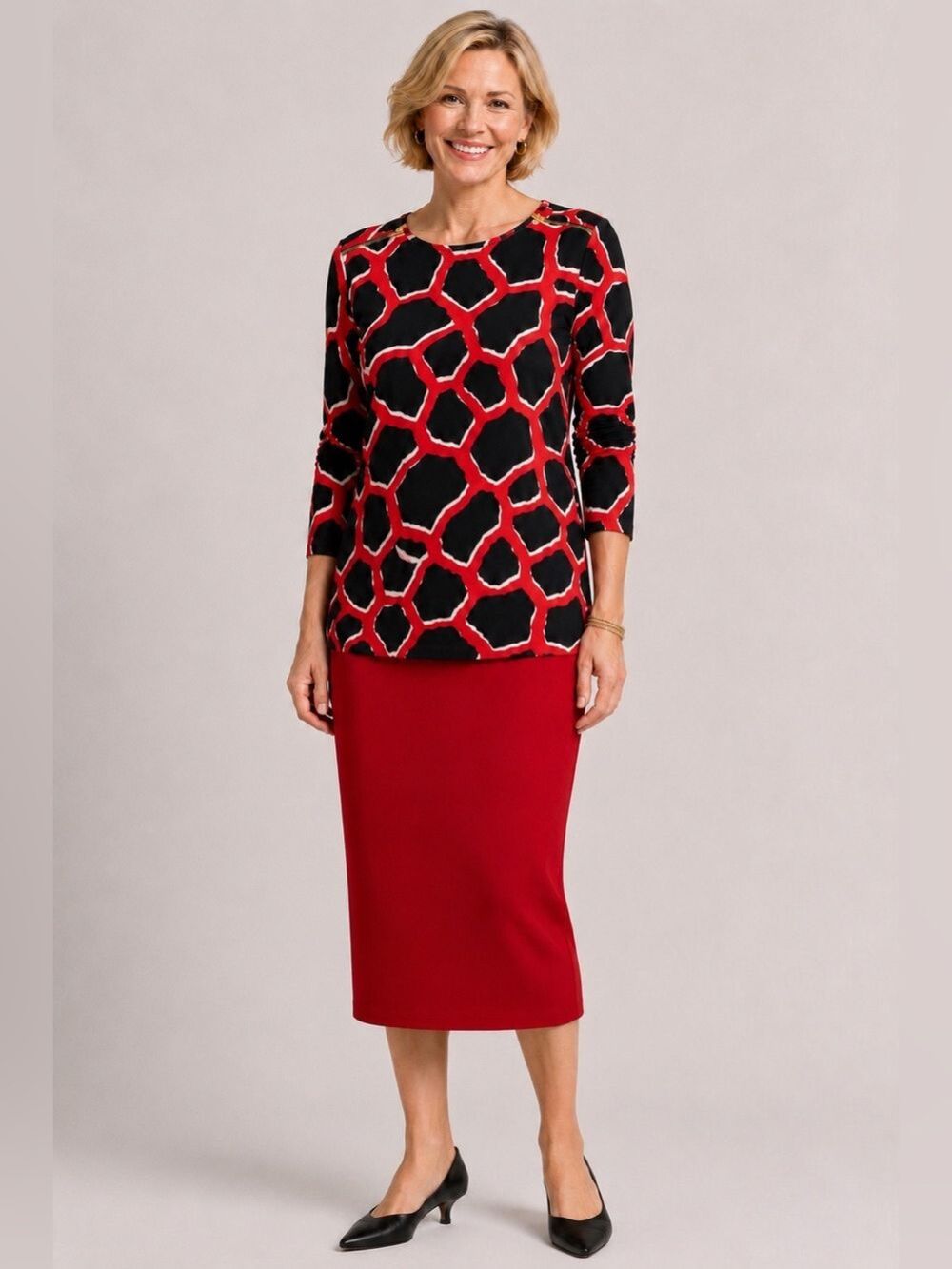 CHICO’S Traveller Easy Care Stretch Knit Tunic Black and Red Giraffe Print Sz L